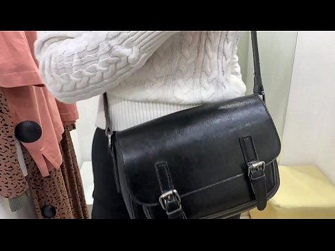 ❤️ Masturbasi umum tina jalang ngora FeralBerry sareng dildo di kamar pas ☑ ngan porno dina pornosu.japangaysex.ru ﹏